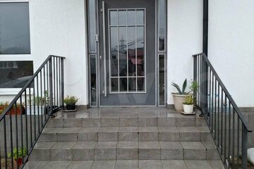 2-к квартира, 29,9 м², 1/4 эт.